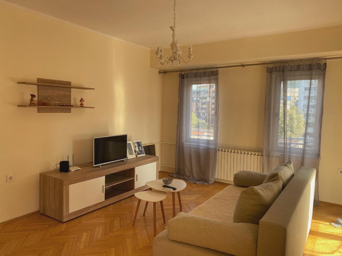M&C Central Apartment スコピエ エクステリア 写真
