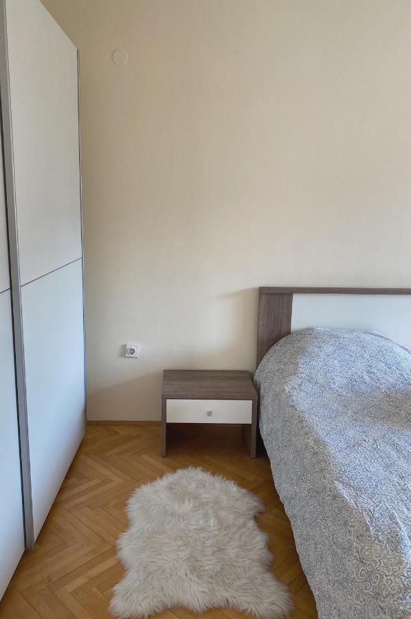 M&C Central Apartment スコピエ エクステリア 写真